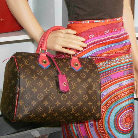 LOUIS VUITTON LIMITED EDITION MONOGRAM CANVAS SPEEDY 30 TOTEM-100% AUTHENTIC - Picture 2 of 16